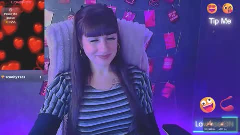 Caroline online show from January 9, 2026, 12:52 pm