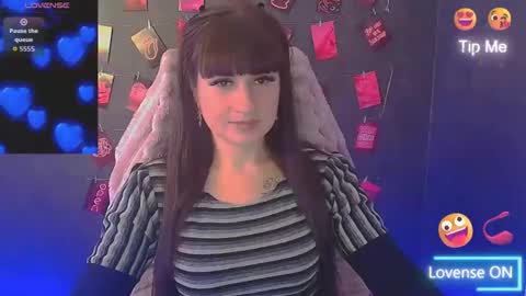 Caroline online show from March 4, 2026, 12:22 pm