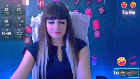 Caroline online show from July 7, 2026, 5:54 am