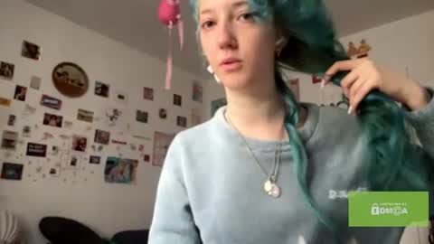 Karoline here online show from July 24, 2026, 8:45 am