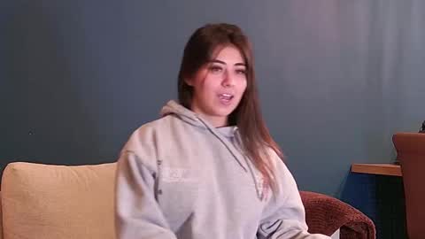 karolinahill online show from February 22, 2026, 1:07 am