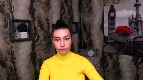 Karolina online show from December 25, 2024, 7:34 pm