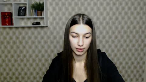 Karolina online show from December 28, 2024, 1:39 am