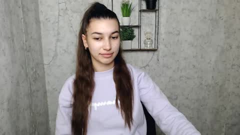 Snapshot of karolinamex_ chatting on February 27, 2025, 7:01 am Karolina online show from February 27, 2025, 7:01 am