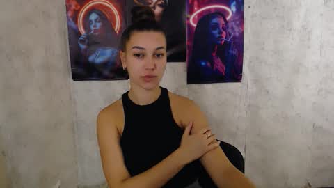 Karolina online show from September 25, 2025, 5:11 am