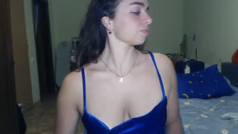 Mila online show from December 17, 2024, 7:26 pm