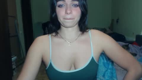 Mila online show from January 31, 2025, 6:57 pm