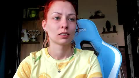 karoline121 online show from April 10, 2026, 10:20 am