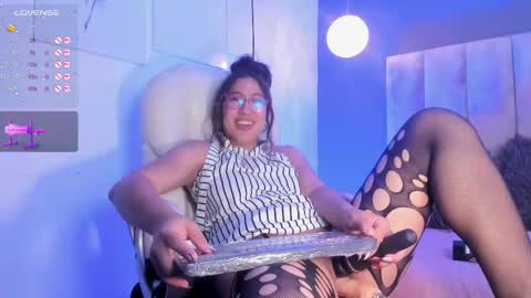 Karoline  online show from October 3, 2025, 1:19 pm