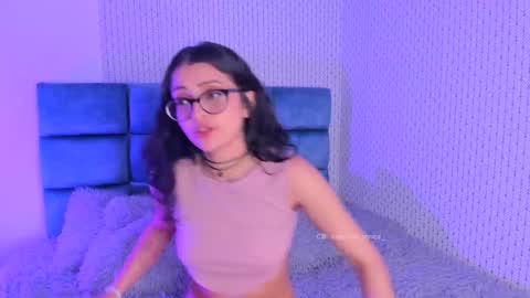 Snapshot of karoline_jones_ chatting on January 10, 2025, 12:38 am Karoline  online show from January 10, 2025, 12:38 am