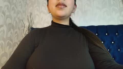 Isa online show from April 14, 2026, 7:53 pm