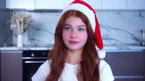 lina online show from December 21, 2025, 11:39 am