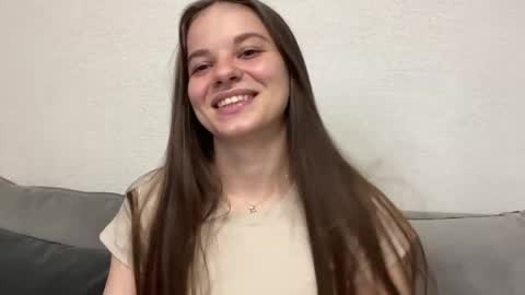 Lia online show from May 13, 2026, 4:04 pm