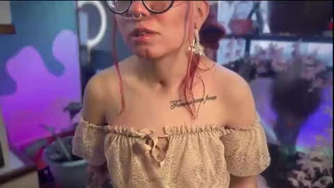 Karter online show from October 31, 2025, 4:52 pm