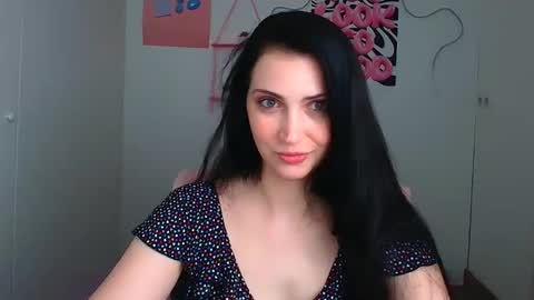 Karyna online show from May 19, 2026, 11:38 am