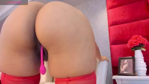 Kasandra Hall online show from September 18, 2025, 8:33 pm