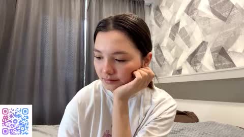 Kira online show from November 6, 2025, 8:04 am