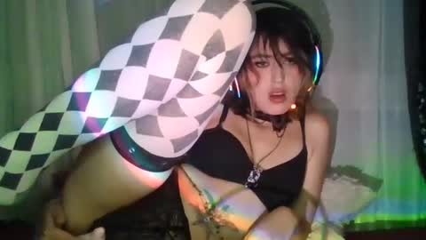 kasskittenboy30 online show from July 14, 2026, 3:33 am