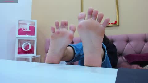 kat__cat online show from April 11, 2026, 1:43 am