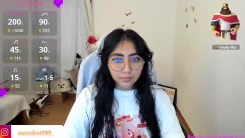 Snapshot of kat_ly_chan chatting on March 8, 2025, 6:05 pm Kat       online show from March 8, 2025, 6:05 pm