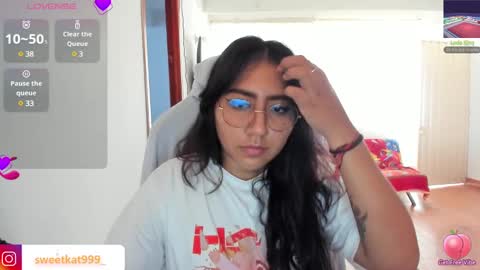 Snapshot of kat_ly_chan chatting on March 10, 2025, 5:07 pm Kat       online show from March 10, 2025, 5:07 pm