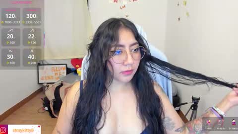 Snapshot of kat_ly_chan chatting on October 5, 2025, 2:26 pm Kat       online show from October 5, 2025, 2:26 pm