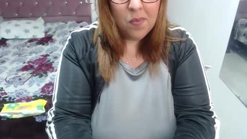 kataleyamilf69 online show from March 27, 2026, 12:49 pm