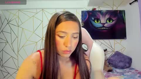 Katalina online show from February 10, 2026, 4:49 am