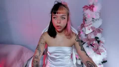 Kata Garcia online show from December 23, 2025, 1:25 am