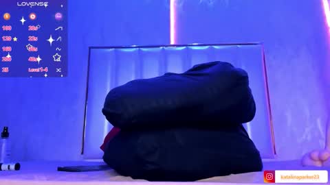 Snapshot of katalinaparker chatting on September 25, 2025, 2:43 pm KATA online show from September 25, 2025, 2:43 pm