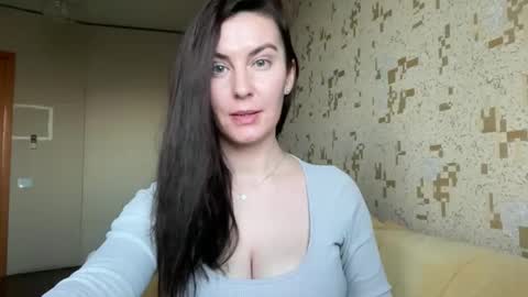 KatalinaQE online show from February 3, 2026, 6:40 am