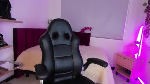 Kate Crown online show from February 14, 2025, 12:36 pm