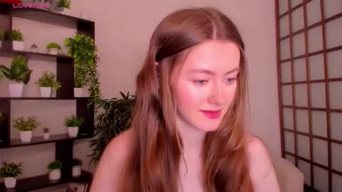 Kate online show from November 28, 2025, 2:58 am