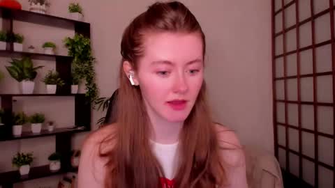 Kate online show from April 27, 2026, 2:42 am