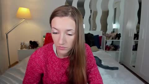 kate_redgar online show from February 9, 2025, 3:56 pm