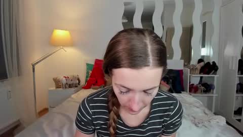 kate_redgar online show from February 23, 2025, 6:01 pm