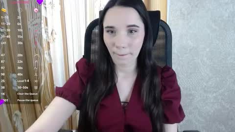 Snapshot of katecrash chatting on March 7, 2025, 10:13 am YourKate online show from March 7, 2025, 10:13 am