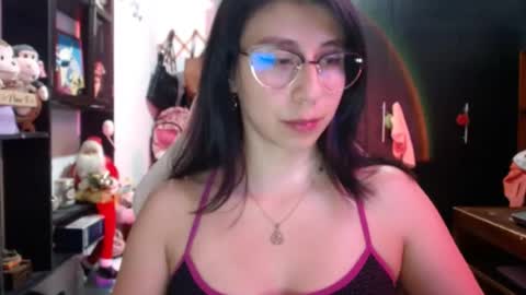 Kateeen18 online show from June 16, 2026, 4:48 am