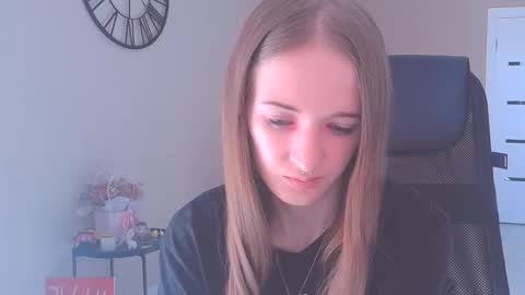 katekayer online show from September 30, 2025, 8:41 am