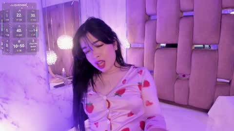 Kate  online show from September 13, 2025, 9:14 pm