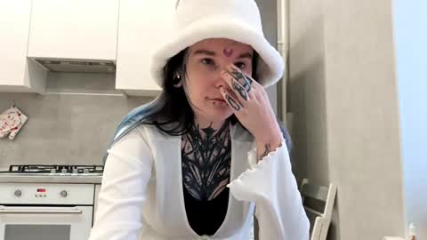 Milana online show from February 2, 2026, 6:12 am