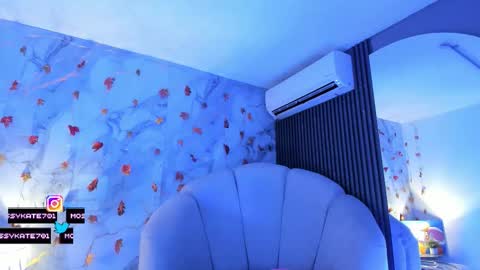 Im Katherine but call me Kate  online show from November 6, 2025, 12:28 pm