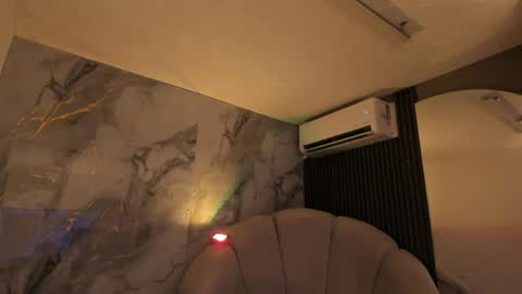 Im Katherine but call me Kate  online show from April 11, 2026, 12:20 pm