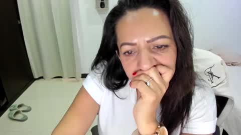 Snapshot of katerinamilf_ chatting on February 9, 2026, 9:30 pm kata online show from February 9, 2026, 9:30 pm