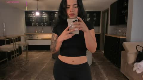 K A T E  online show from April 18, 2026, 7:12 am