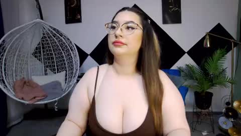Kate online show from May 17, 2026, 7:43 pm