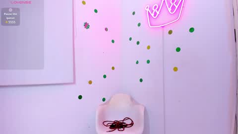 Snapshot of katey_curvy01 chatting on December 17, 2024, 12:45 am katey Curvy01 online show from December 17, 2024, 12:45 am