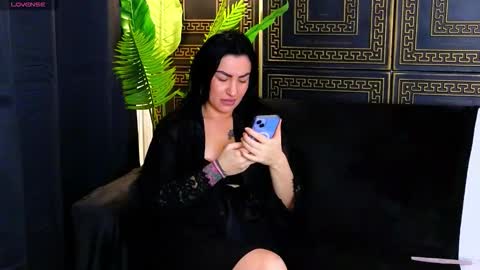 KateyRiva online show from December 18, 2025, 8:15 pm