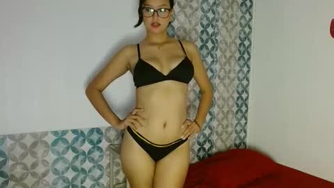 Kathe online show from December 3, 2025, 3:54 pm