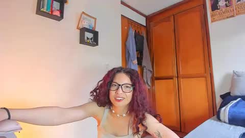 Snapshot of kathc_19 chatting on January 25, 2025, 8:53 pm Katerine online show from January 25, 2025, 8:53 pm